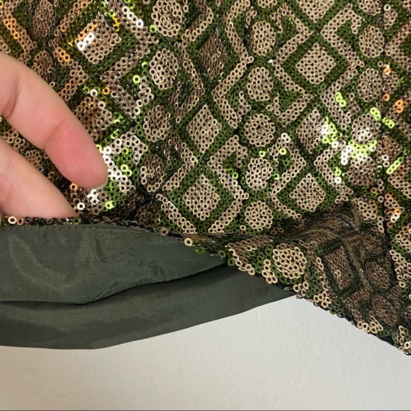 Banana Republic Sequin Skirt - Picture 4 of 8